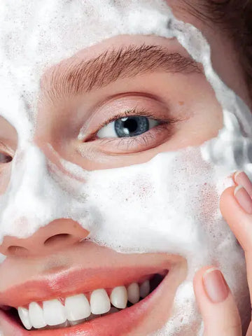 The Best Skin Cleanser for Dry Skin - Skinstation